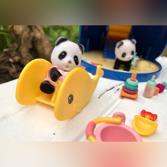 Calico Critters Splash & Play Whale Baby Panda Twins Accessories Playset Figures - Picture 5 of 15